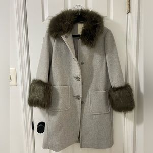 Kate spade coat with faux-fur
